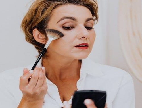 Wholesale Cosmetics: A Guide to Buying Beauty Products in Bulk